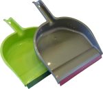 Dust pan with rubber edge